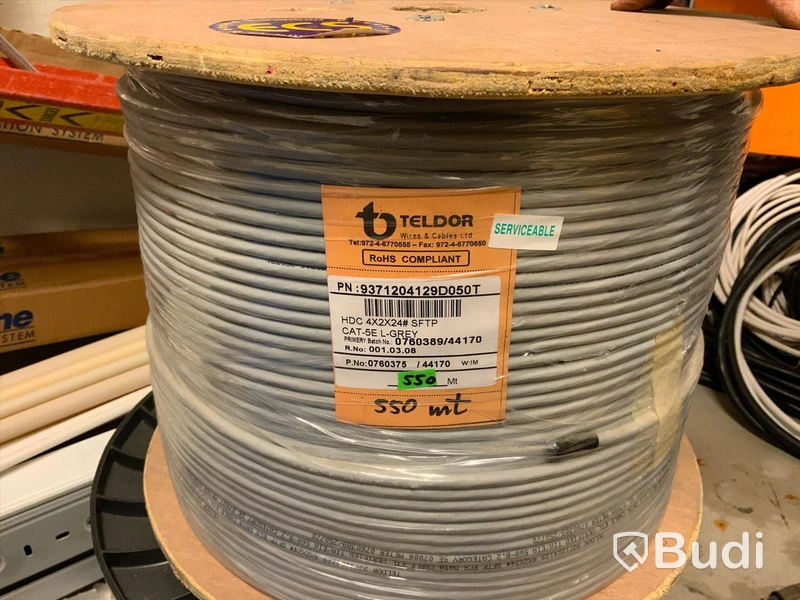 Nätverkskabel samt div fiber kit