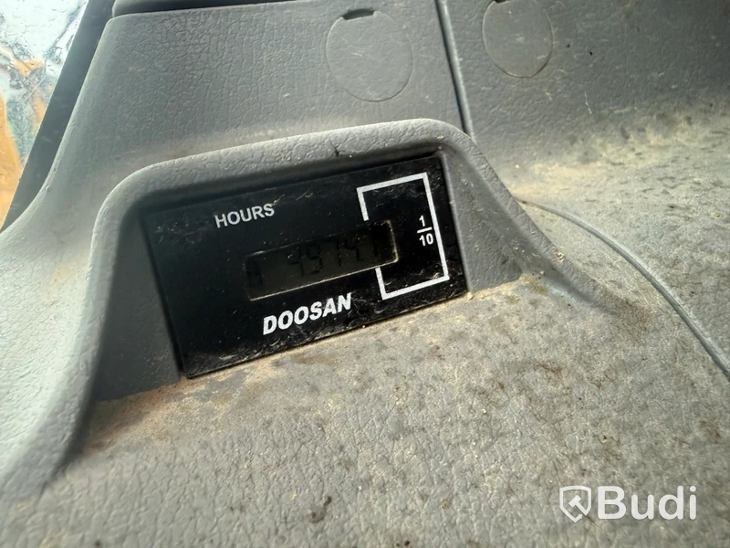 Bandgrävare Doosan DX300LC Series V -2019 | Reparationsobjekt