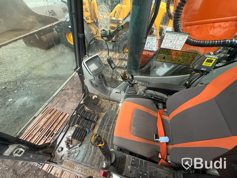 Bandgrävare Doosan DX300LC Series V -2019 | Reparationsobjekt