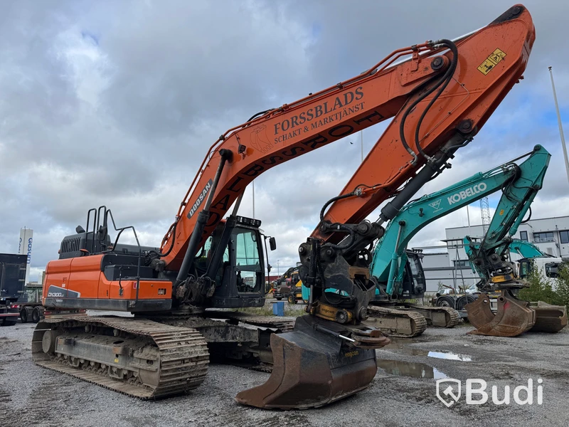 Bandgrävare Doosan DX300LC Series V -2019 | Reparationsobjekt