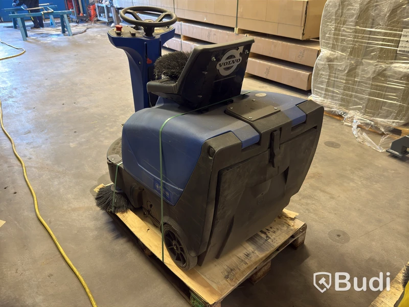 Nilfisk Floortec R 360 B floor scrubber