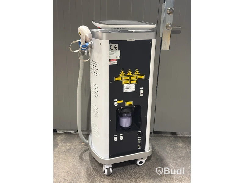 Luximia Trio FG200D – Professionell laser för hårborttagning med 3 våglängder