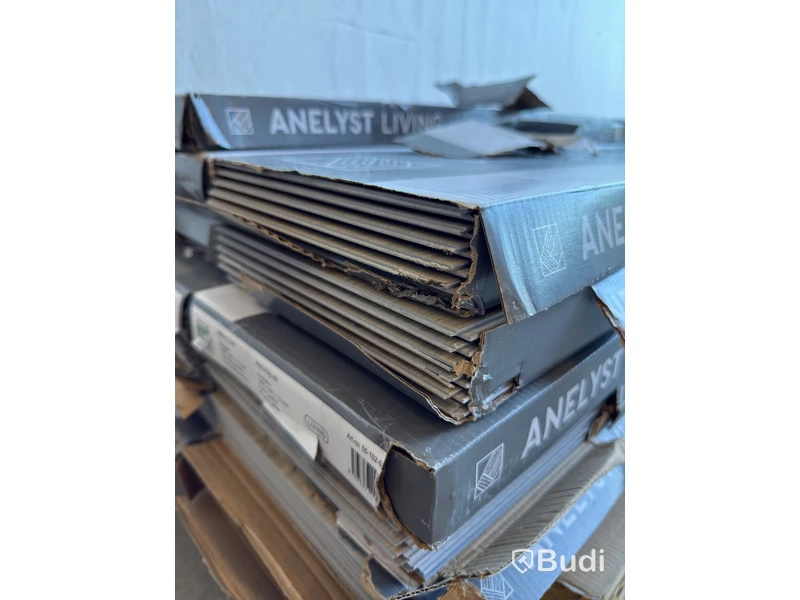 (NEW) VINYL FLOORING ANELYST LIVING GREY OAK 39.9 M²/PKG