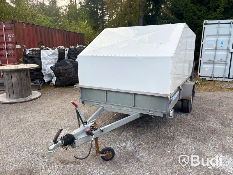 Släpvagn Reko Trailer, med kåpa och ramp