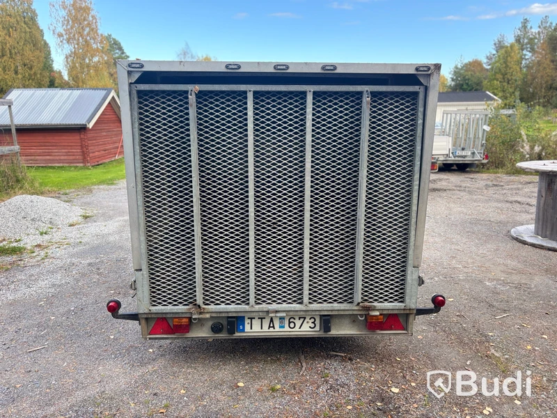 Släpvagn Reko Trailer, med kåpa och ramp