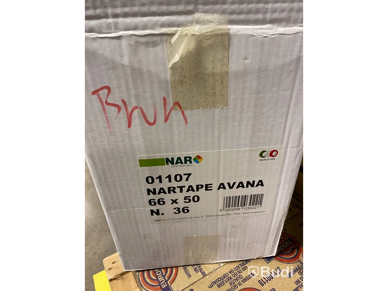 Pall med packtejp brun och transparent