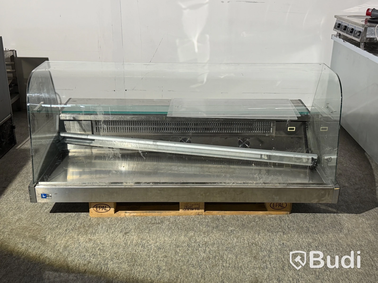 Refrigerated deli display counter, Cold Master