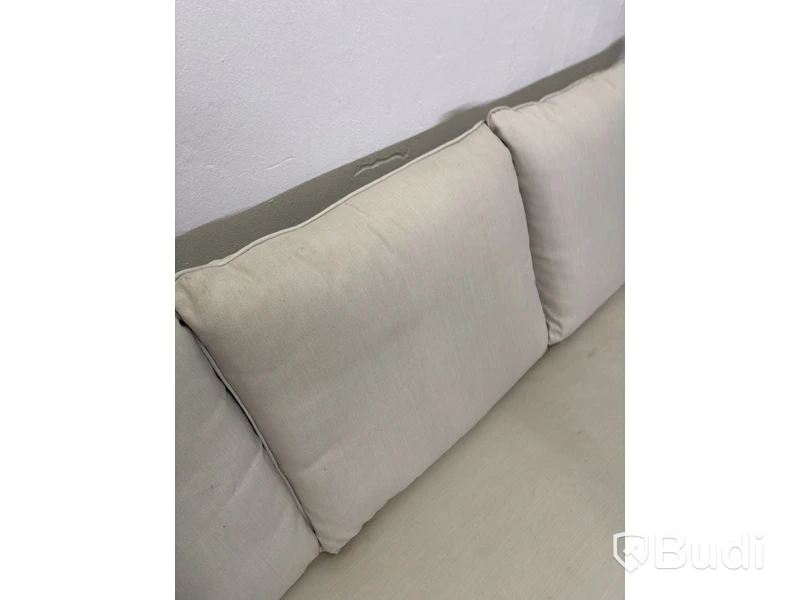 Outdoor lounge furniture