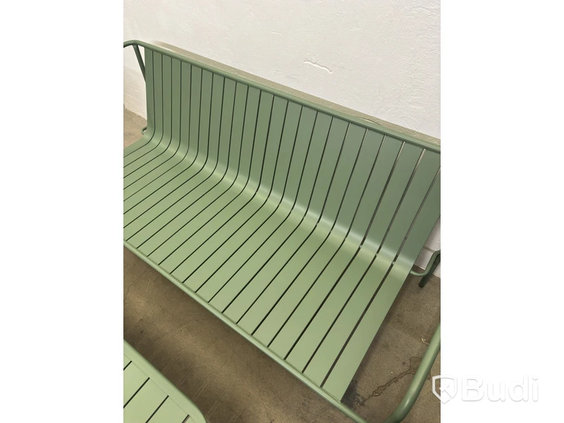 Outdoor lounge furniture