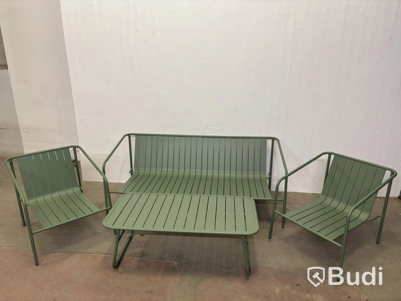 Outdoor lounge furniture