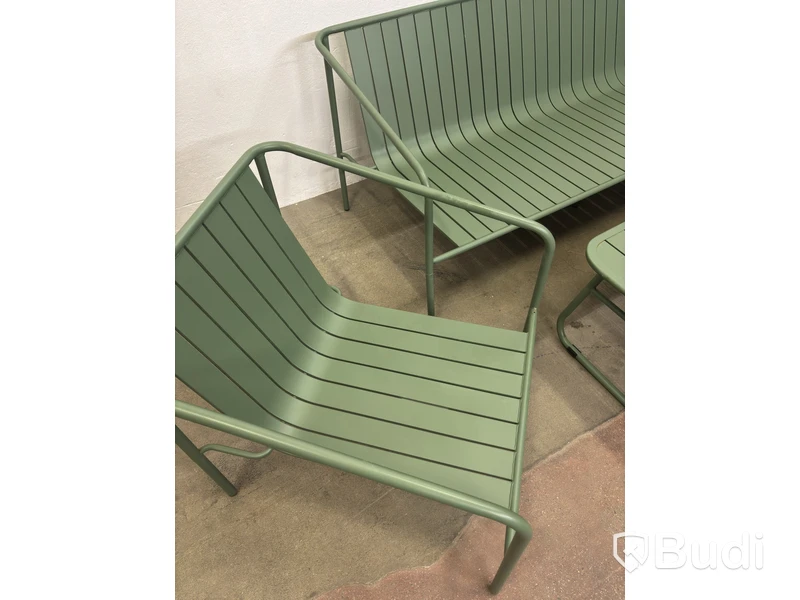 Outdoor lounge furniture