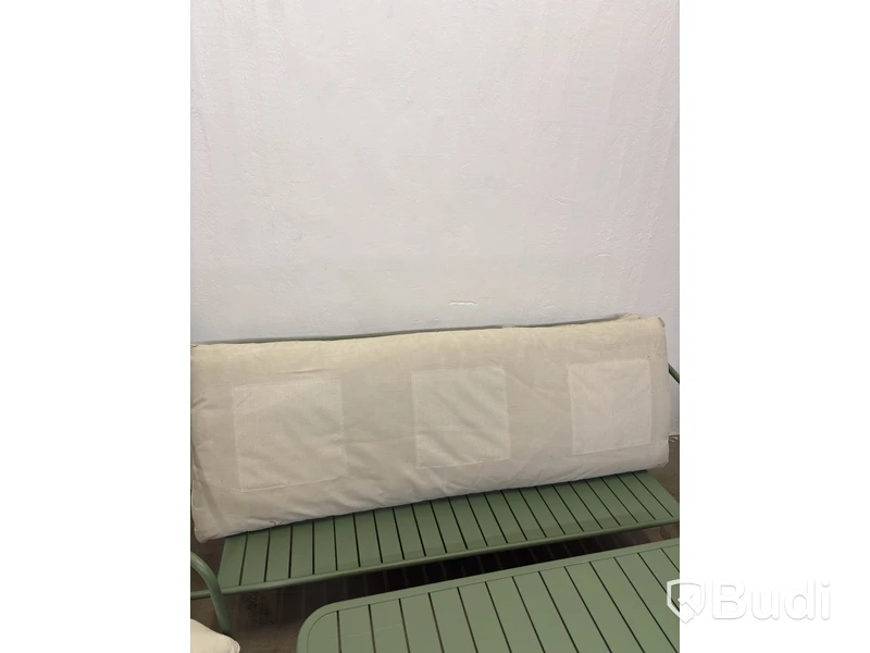 Outdoor lounge furniture