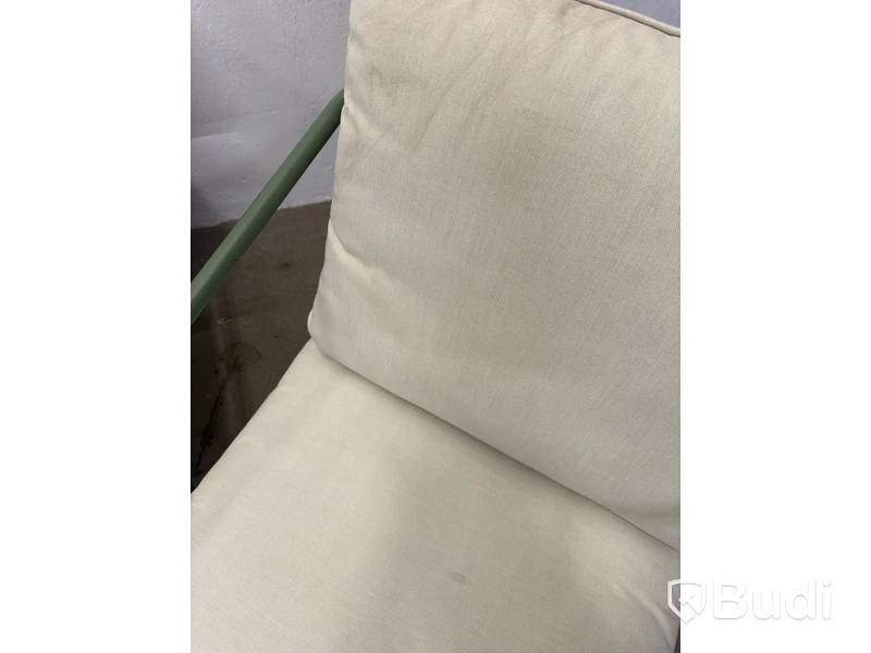 Outdoor lounge furniture