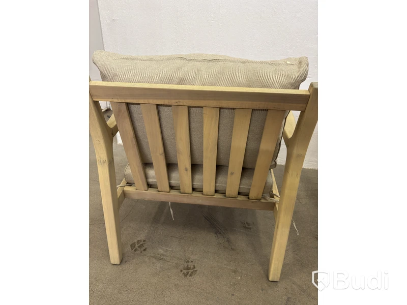 Outdoor lounge furniture set