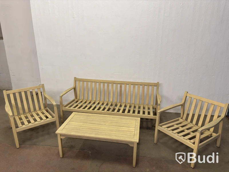Outdoor lounge furniture set