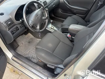 Toyota AVENSIS -2003