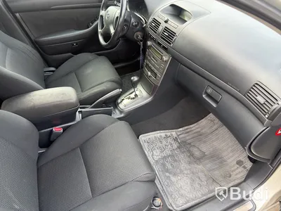 Toyota AVENSIS -2003