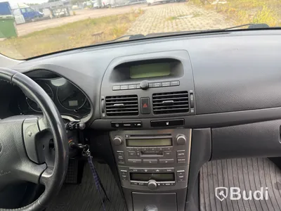 Toyota AVENSIS -2003