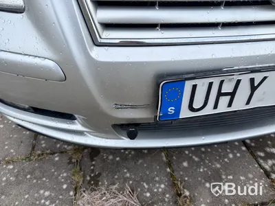 Toyota AVENSIS -2003