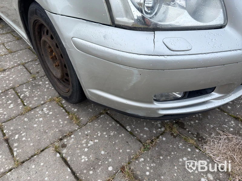 Toyota AVENSIS -2003