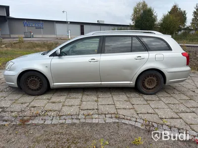 Toyota AVENSIS -2003