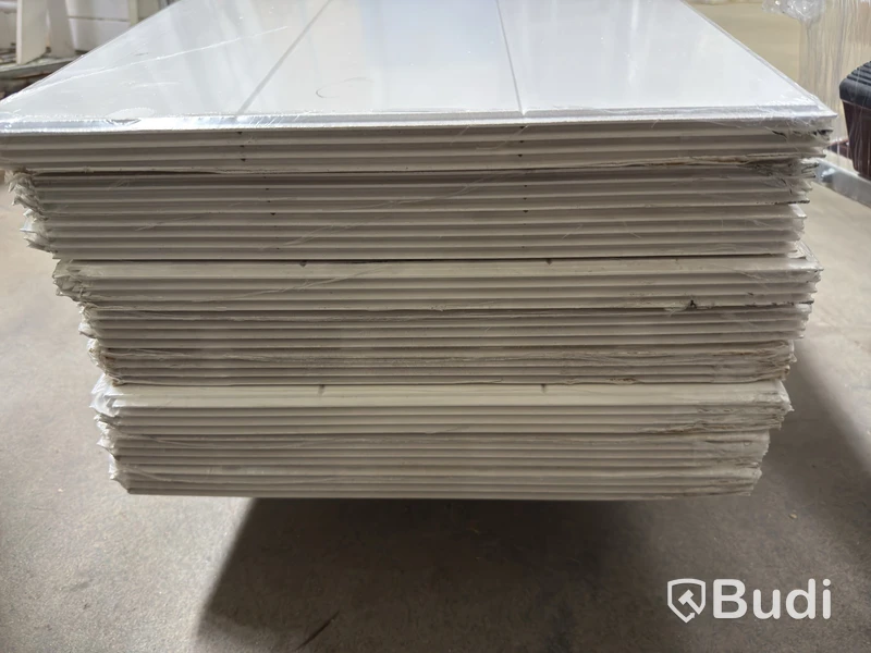 TAKPANEL MOELVEN REGINA LINJE VIT 33,9 M2