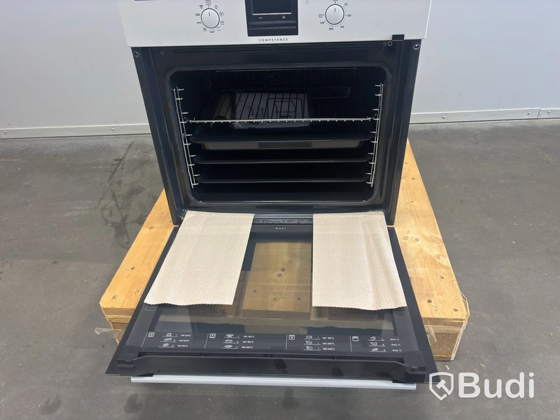 Ugn AEG BE3002421W