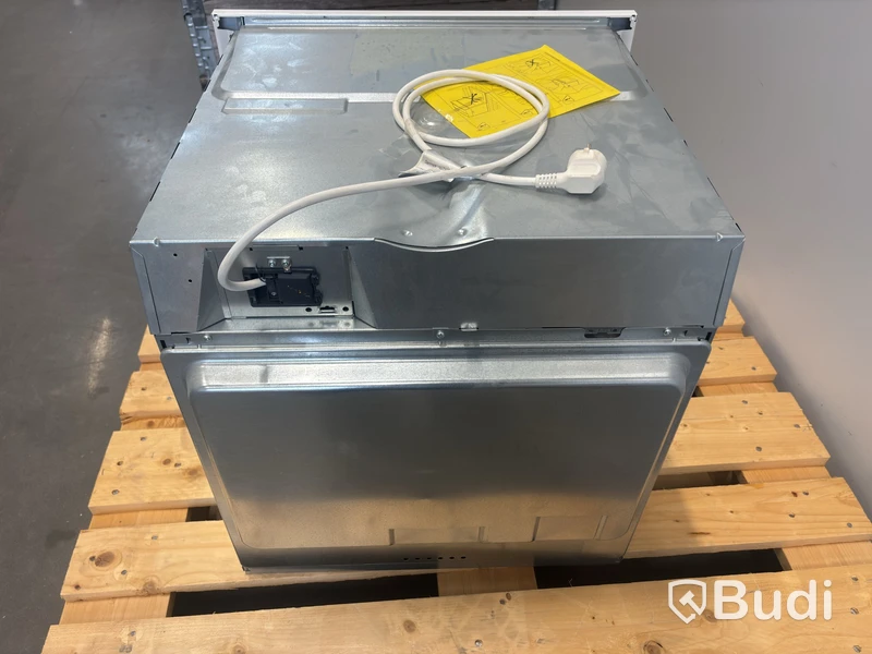 Ugn AEG BE3002421W
