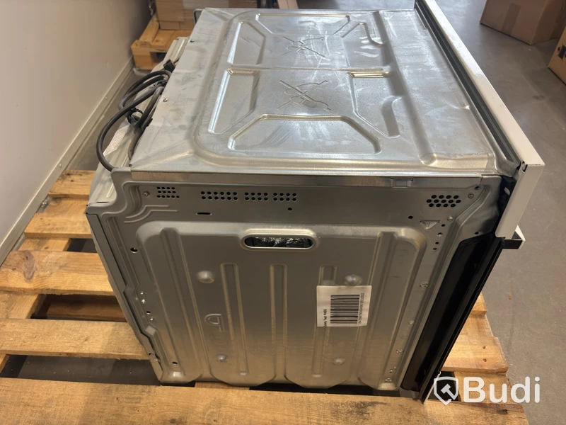 Ugn Electrolux EKB8100W