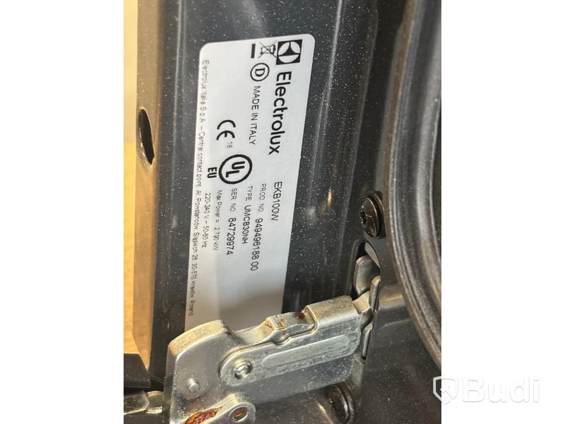 Ugn Electrolux EKB8100W