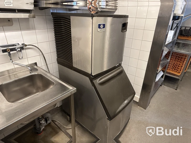 Ice machine, Manitowoc B320