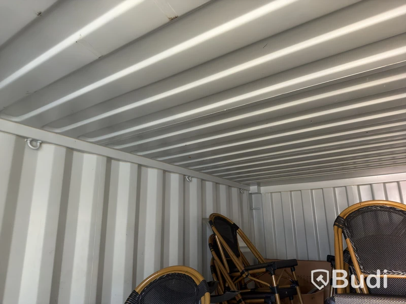 20-foot container