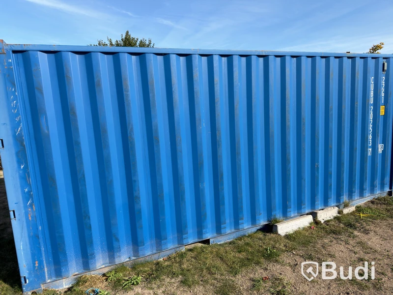 20-foot container