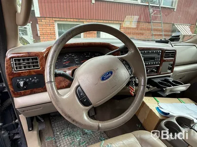 Ford F-350 Crew Cab 6.0 V8 4x4 | 330 hk | 2004 - Reparationsobjekt