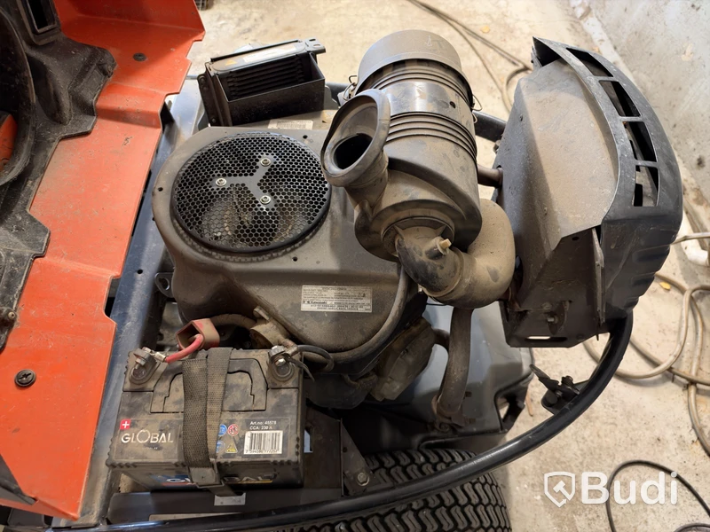 Åkgräsklippare Husqvarna P 524 | 2011