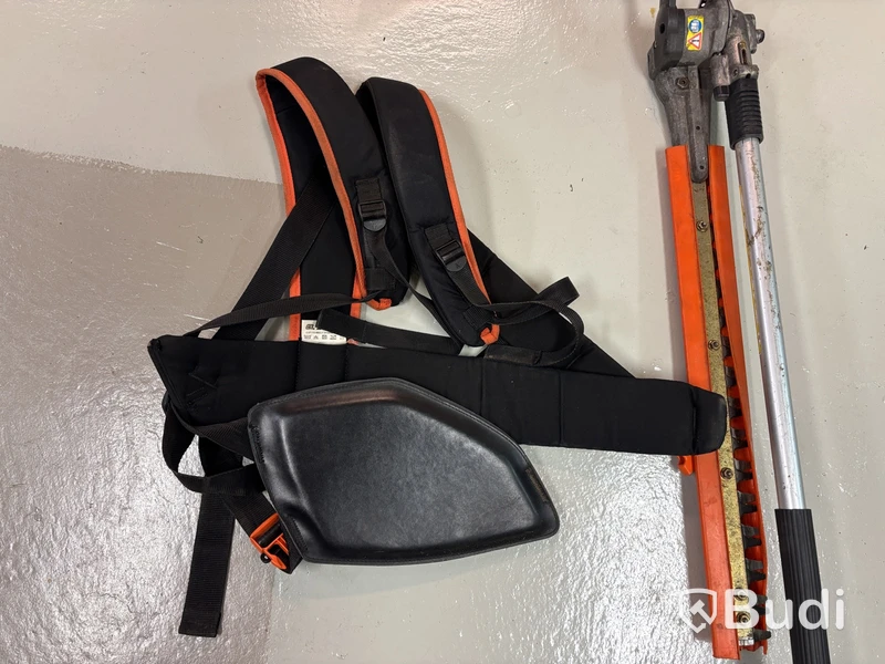 Long-reach hedge trimmer Stihl HL 100 with harness