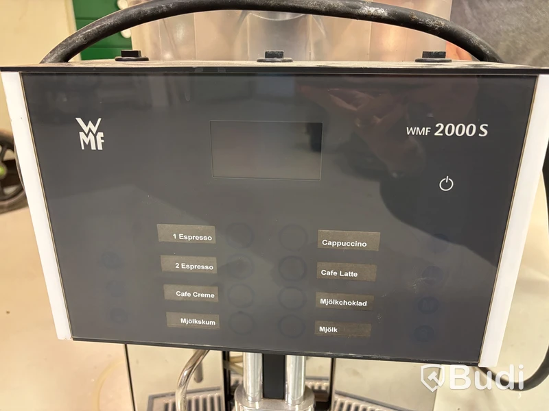 WMF 2000 S coffee machine, multiple beverage options