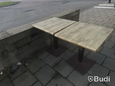 Utemöbelset, bord och stolar