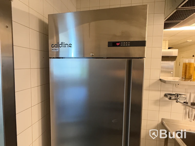 Rostfritt kylskåp Coldline A70/1ME | 74x81x209 cm