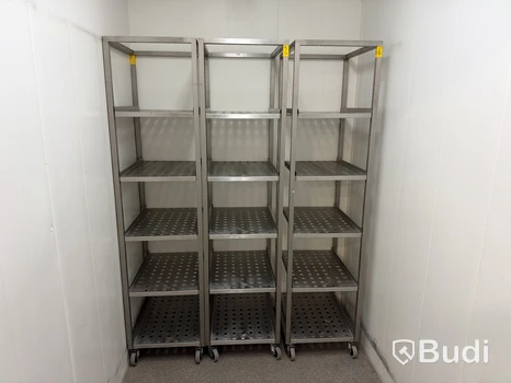 3 st rostfria vagnar | 43x54x175 cm