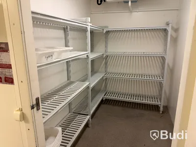 Fristående hyllsystem i kylrum