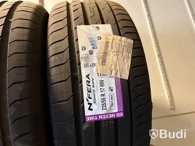 Däckställ med nya däck