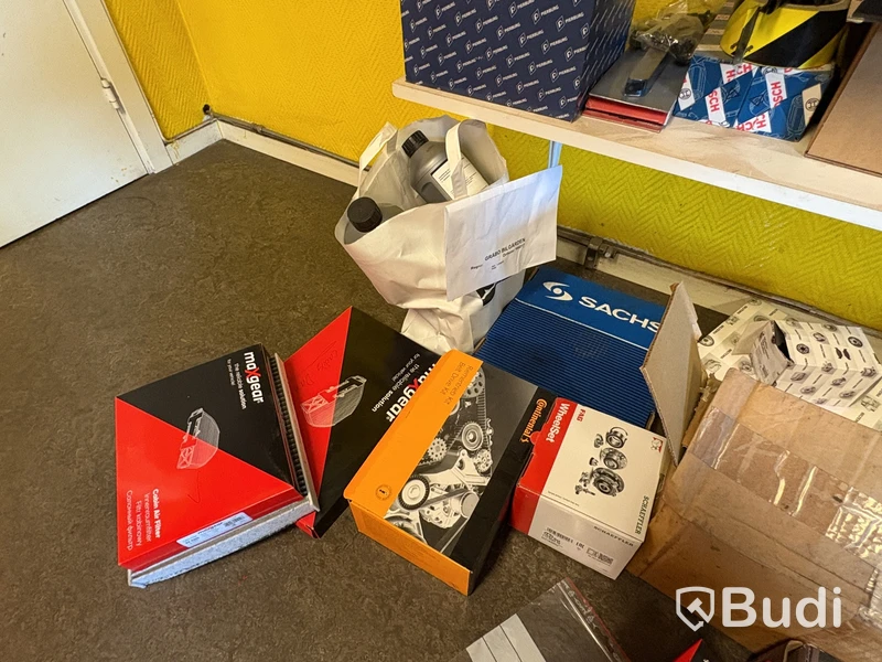 Blandade bildelar, parti
