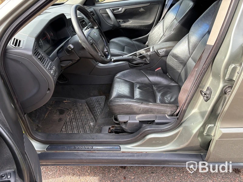 Volvo V70 -2005 | reparationsobjekt
