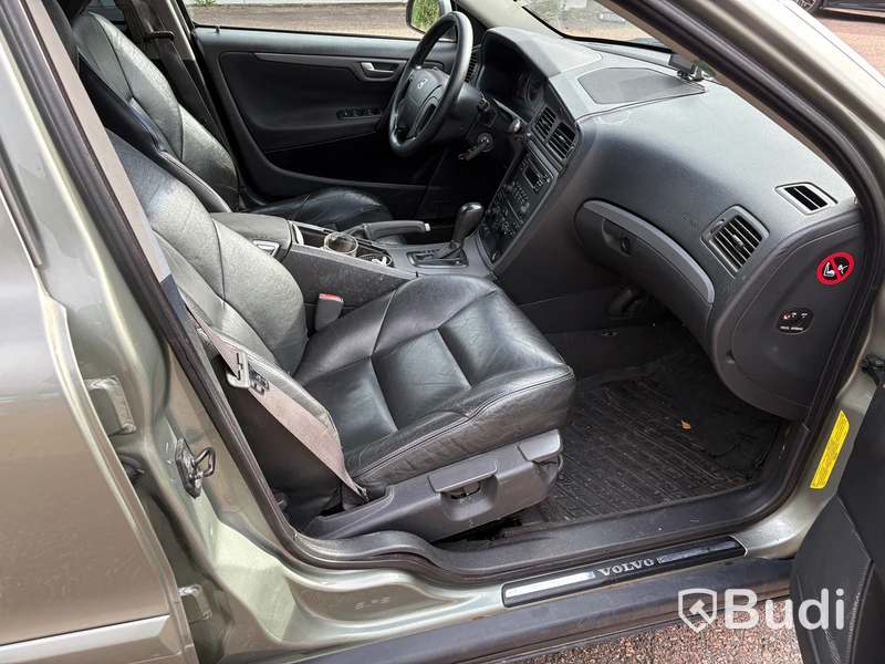 Volvo V70 -2005 | reparationsobjekt