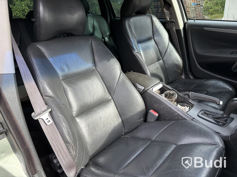Volvo V70 -2005 | reparationsobjekt