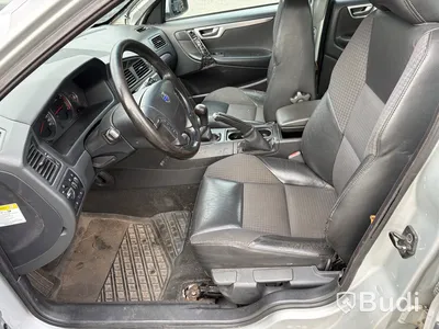 Volvo V70 -2004 | reparationsobjekt