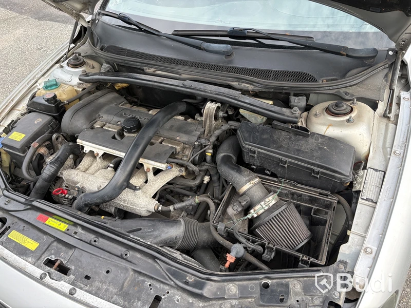 Volvo V70 -2004 | reparationsobjekt