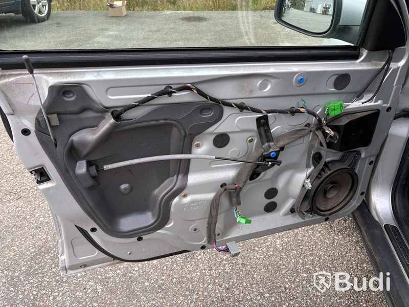 Volvo V70 -2004 | reparationsobjekt
