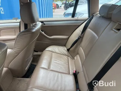 BMW 318i tou -2004 | Reparationsobjekt
